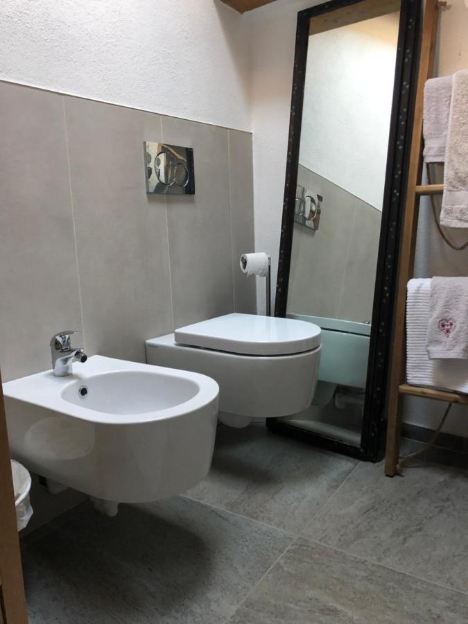 Appartamenti Vista Monte Bianco Courmayeur-Entreves Ngoại thất bức ảnh