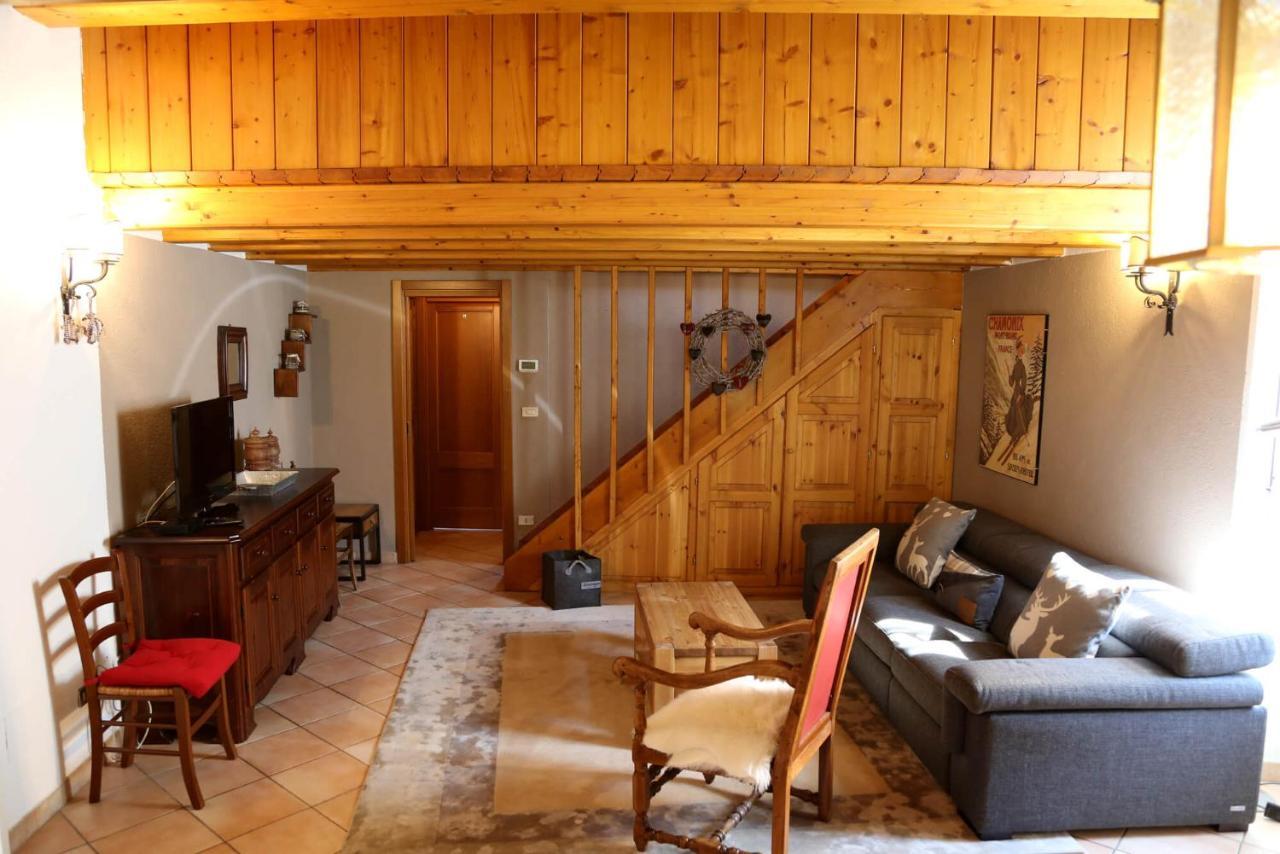 Appartamenti Vista Monte Bianco Courmayeur-Entreves Ngoại thất bức ảnh